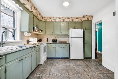Photo 12 at 106 Botfield Avenue, City Centre West, Toronto
