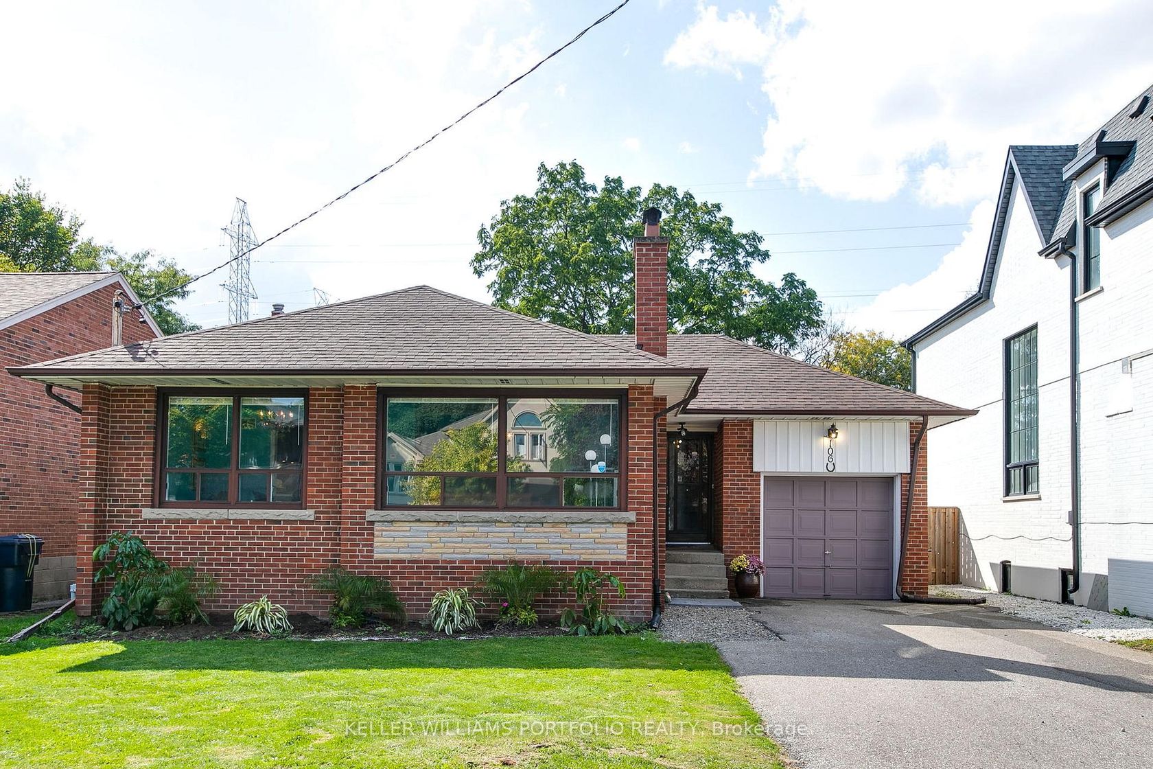 106 Botfield Avenue, City Centre West, Toronto 2