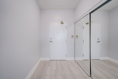 Photo 3 at 3002 - 33 Empress Avenue, Willowdale East, Toronto
