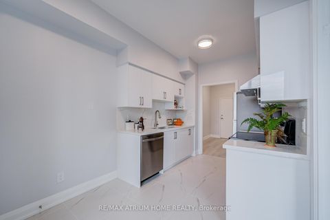 Photo 17 at 3002 - 33 Empress Avenue, Willowdale East, Toronto