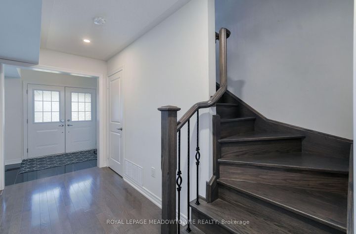 Photo 6 at 21 Labrish Road, Northwest Brampton, Brampton