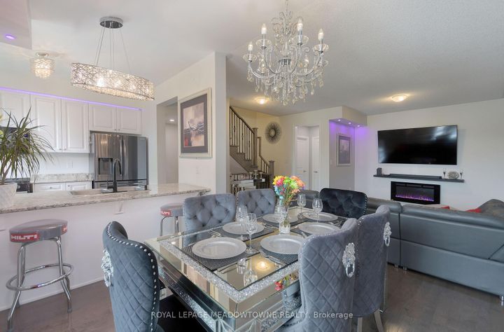 Photo 14 at 21 Labrish Road, Northwest Brampton, Brampton