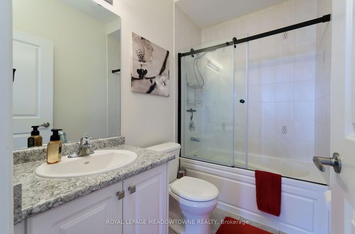 Photo 32 at 21 Labrish Road, Northwest Brampton, Brampton