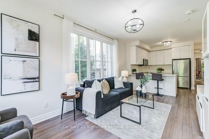 Photo 5 at 202 - 652 Cricklewood Drive, Mineola, Mississauga