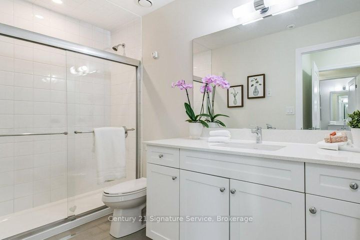 Photo 20 at 202 - 652 Cricklewood Drive, Mineola, Mississauga