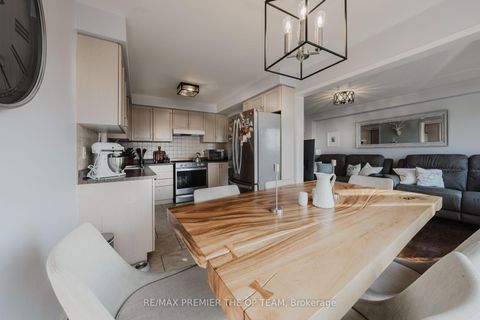 Photo 10 at 50 Beaverbrook Crescent, Rural Vaughan, Vaughan