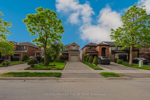 Photo 37 at 50 Beaverbrook Crescent, Rural Vaughan, Vaughan