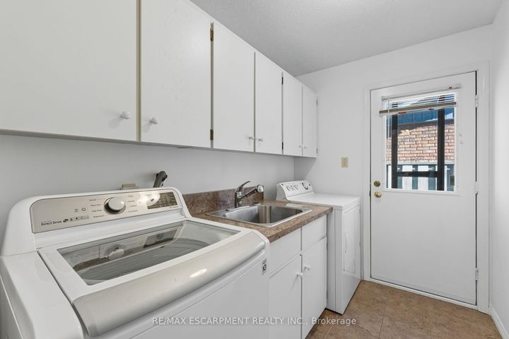 Photo 15 at 275 Cornwallis Road, Ancaster, Hamilton