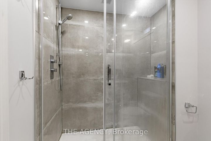 Photo 29 at 33 Ascalon Drive, Patterson, Vaughan