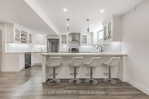 Photo 24 at 33 Ascalon Drive, Patterson, Vaughan