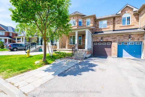 Photo 1 at 10 Mainland Crescent E, Vellore Village, Vaughan