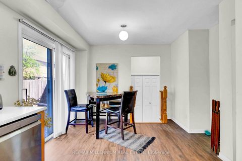Photo 9 at 10 Mainland Crescent E, Vellore Village, Vaughan