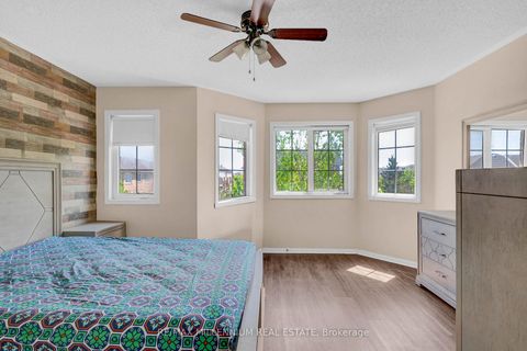 Photo 19 at 10 Mainland Crescent E, Vellore Village, Vaughan