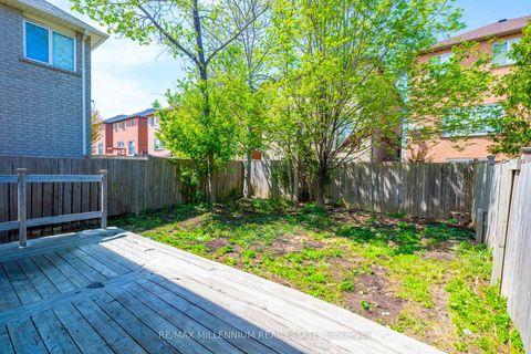 Photo 39 at 10 Mainland Crescent E, Vellore Village, Vaughan