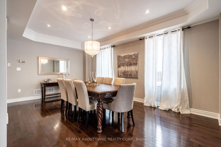 Photo 14 at 2270 Gladacres Lane, WM Westmount, Oakville