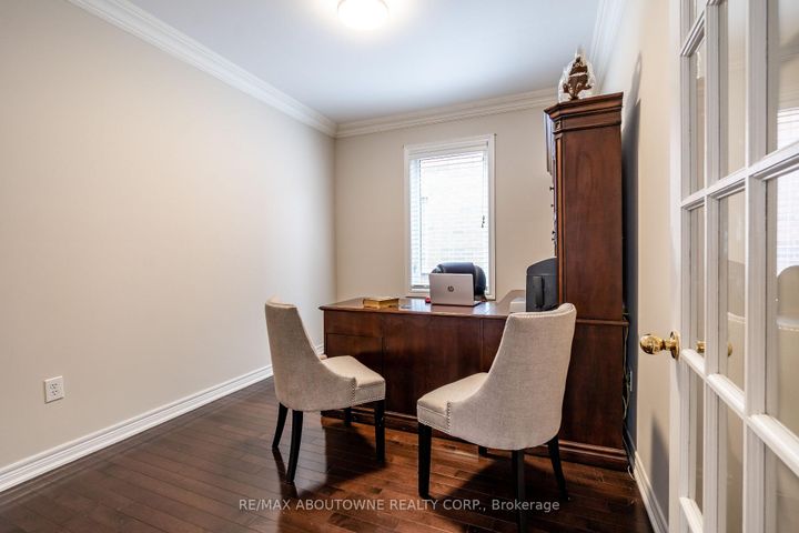 Photo 15 at 2270 Gladacres Lane, WM Westmount, Oakville