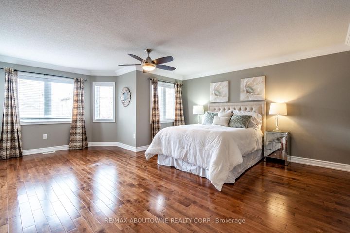 Photo 17 at 2270 Gladacres Lane, WM Westmount, Oakville