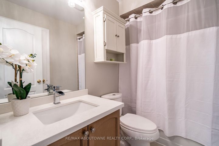 Photo 23 at 2270 Gladacres Lane, WM Westmount, Oakville