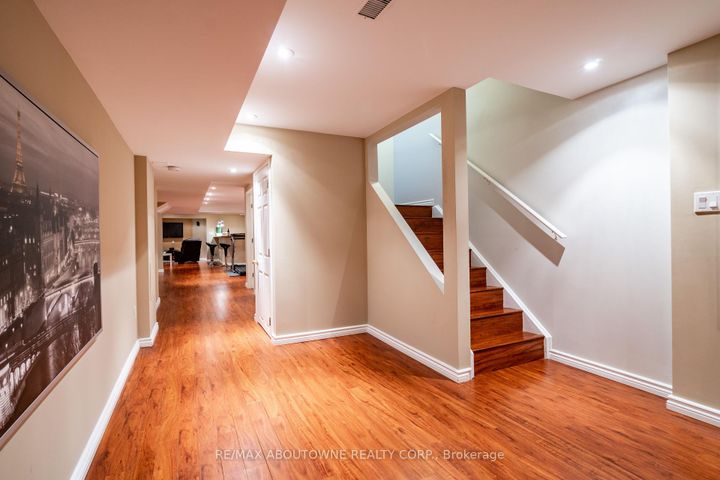 Photo 33 at 2270 Gladacres Lane, WM Westmount, Oakville