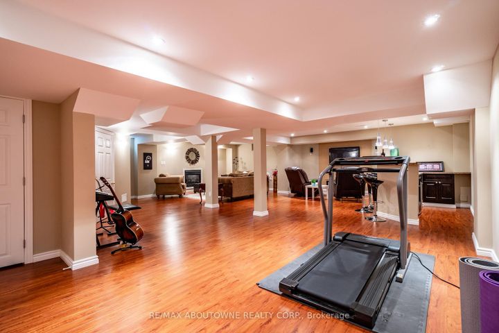 Photo 34 at 2270 Gladacres Lane, WM Westmount, Oakville