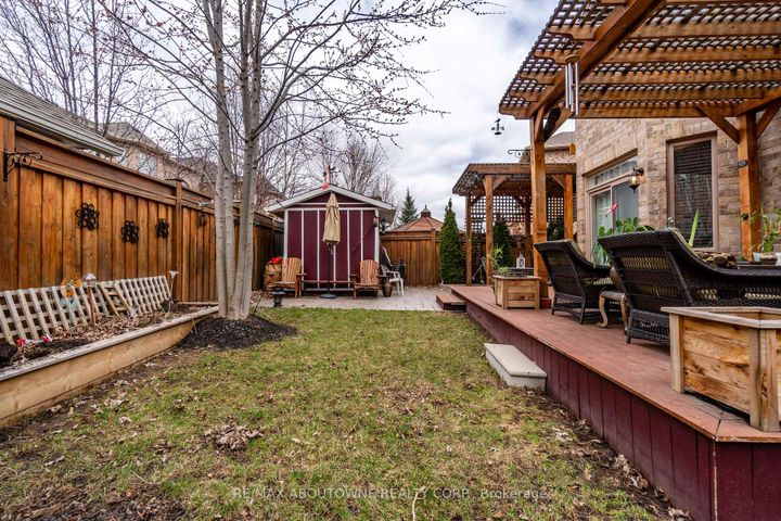 Photo 43 at 2270 Gladacres Lane, WM Westmount, Oakville