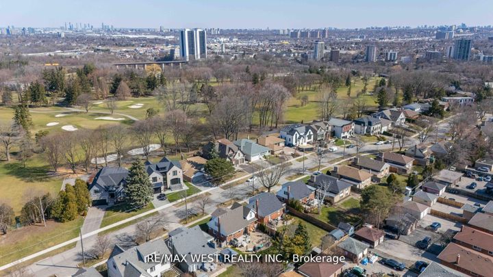 Photo 26 at 28 Braywin Drive, The Westway, Toronto