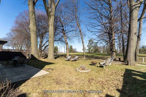 Photo 23 at 28 Braywin Drive, The Westway, Toronto
