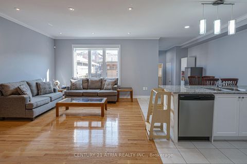 Photo 0 at 137 Barons Street, Kleinburg, Vaughan