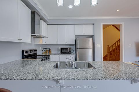 Photo 7 at 137 Barons Street, Kleinburg, Vaughan