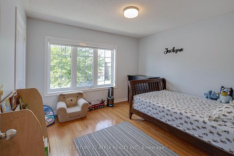 Photo 20 at 137 Barons Street, Kleinburg, Vaughan