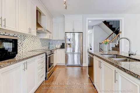 Photo 12 at 27 Duncombe Lane N, South Richvale, Richmond Hill