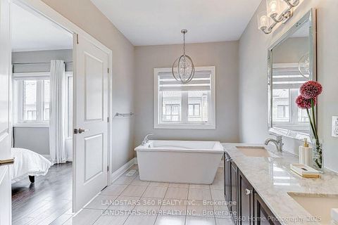 Photo 18 at 27 Duncombe Lane N, South Richvale, Richmond Hill