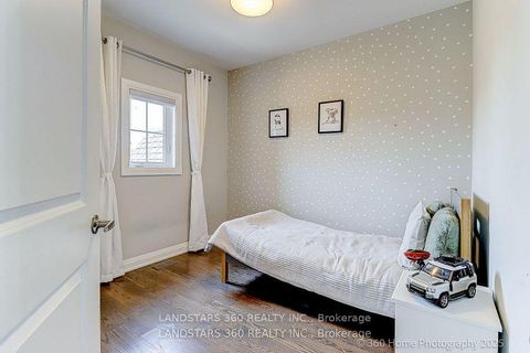 Photo 20 at 27 Duncombe Lane N, South Richvale, Richmond Hill