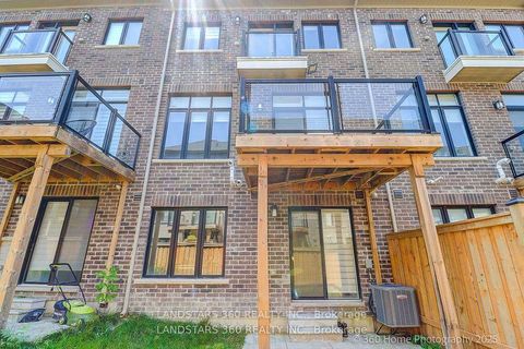 Photo 28 at 27 Duncombe Lane N, South Richvale, Richmond Hill