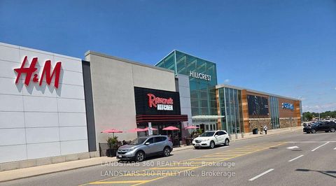 Photo 30 at 27 Duncombe Lane N, South Richvale, Richmond Hill