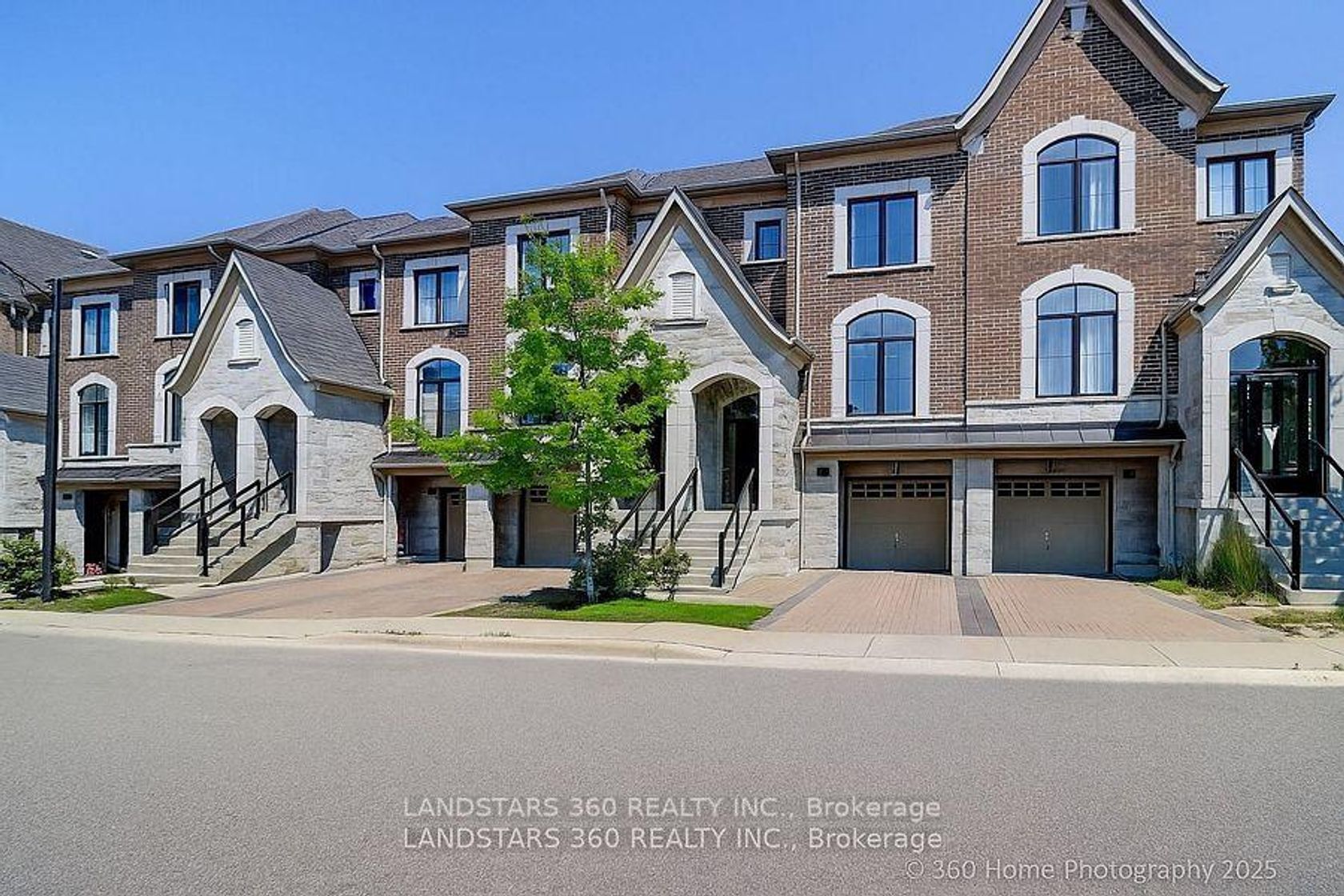 27 Duncombe Lane N, South Richvale, Richmond Hill 
