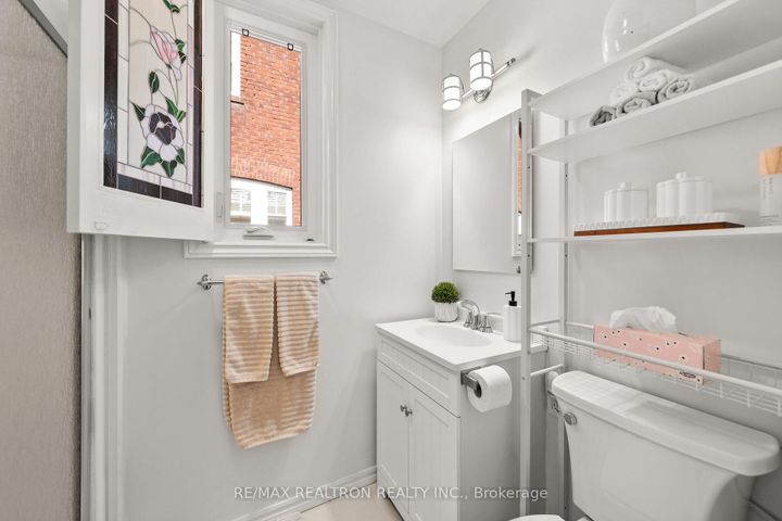 Photo 18 at 111 Fifth Street, New Toronto, Toronto