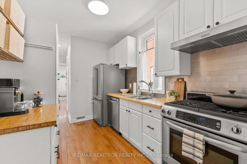 Photo 12 at 111 Fifth Street, New Toronto, Toronto