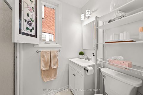 Photo 18 at 111 Fifth Street, New Toronto, Toronto