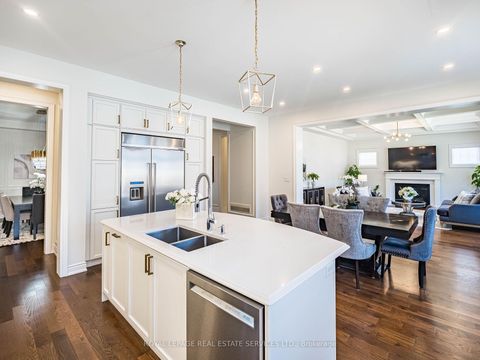 Photo 17 at 23 Grace Lake Court, Kleinburg, Vaughan