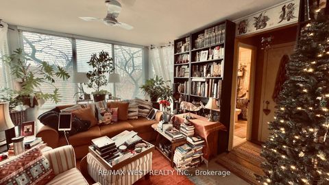 Photo 9 at 1061 Bathurst Street, Annex, Toronto