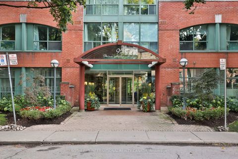 Photo 1 at 723 - 95 Prince Arthur Drive, Annex, Toronto
