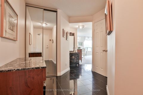Photo 2 at 723 - 95 Prince Arthur Drive, Annex, Toronto