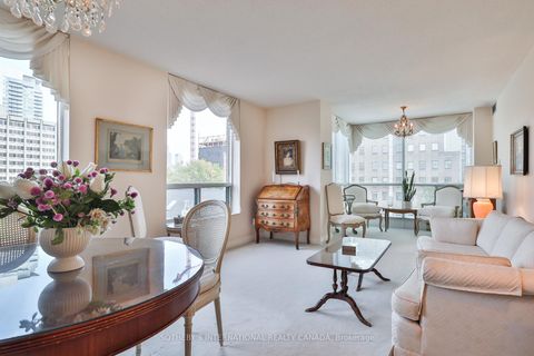Photo 5 at 723 - 95 Prince Arthur Drive, Annex, Toronto