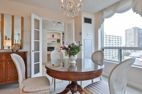 Photo 12 at 723 - 95 Prince Arthur Drive, Annex, Toronto