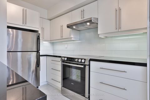 Photo 17 at 723 - 95 Prince Arthur Drive, Annex, Toronto