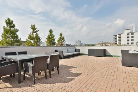 Photo 31 at 723 - 95 Prince Arthur Drive, Annex, Toronto