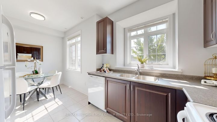 Photo 16 at 6 Roy Grove Way, Greensborough, Markham