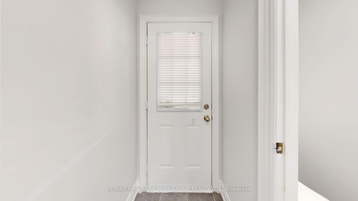 Photo 27 at 6 Roy Grove Way, Greensborough, Markham
