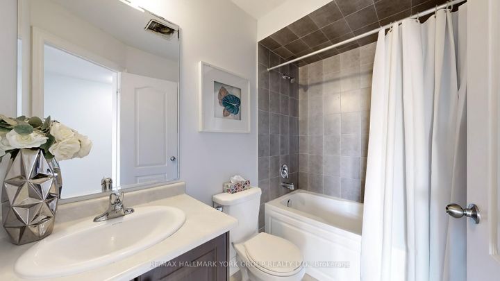 Photo 41 at 6 Roy Grove Way, Greensborough, Markham